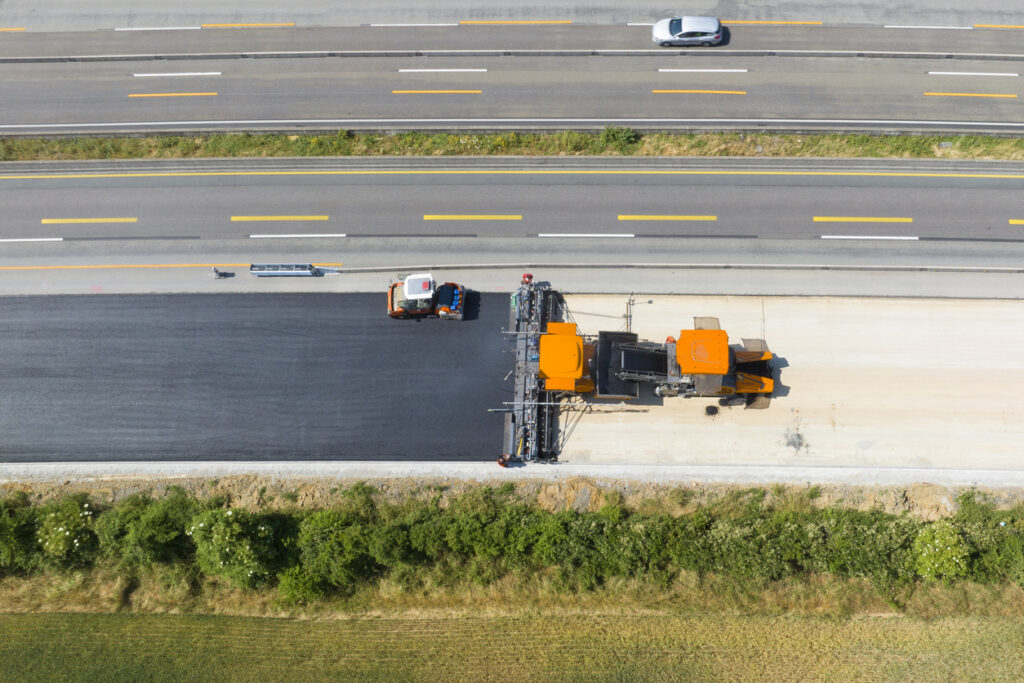Road construction – aerial view PGXpand can be used for formulate polymer modified bitumen (PMB) emulsions for high-performance paving.